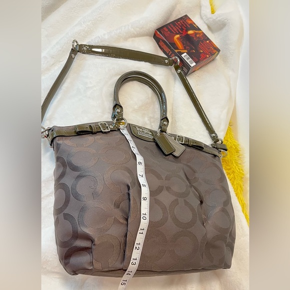 Coach bag satchel 2011 Coach Madison OP ART Style - Picture 6 of 16